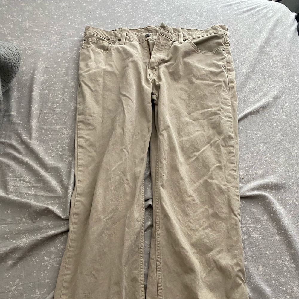 Levi pants never worn.